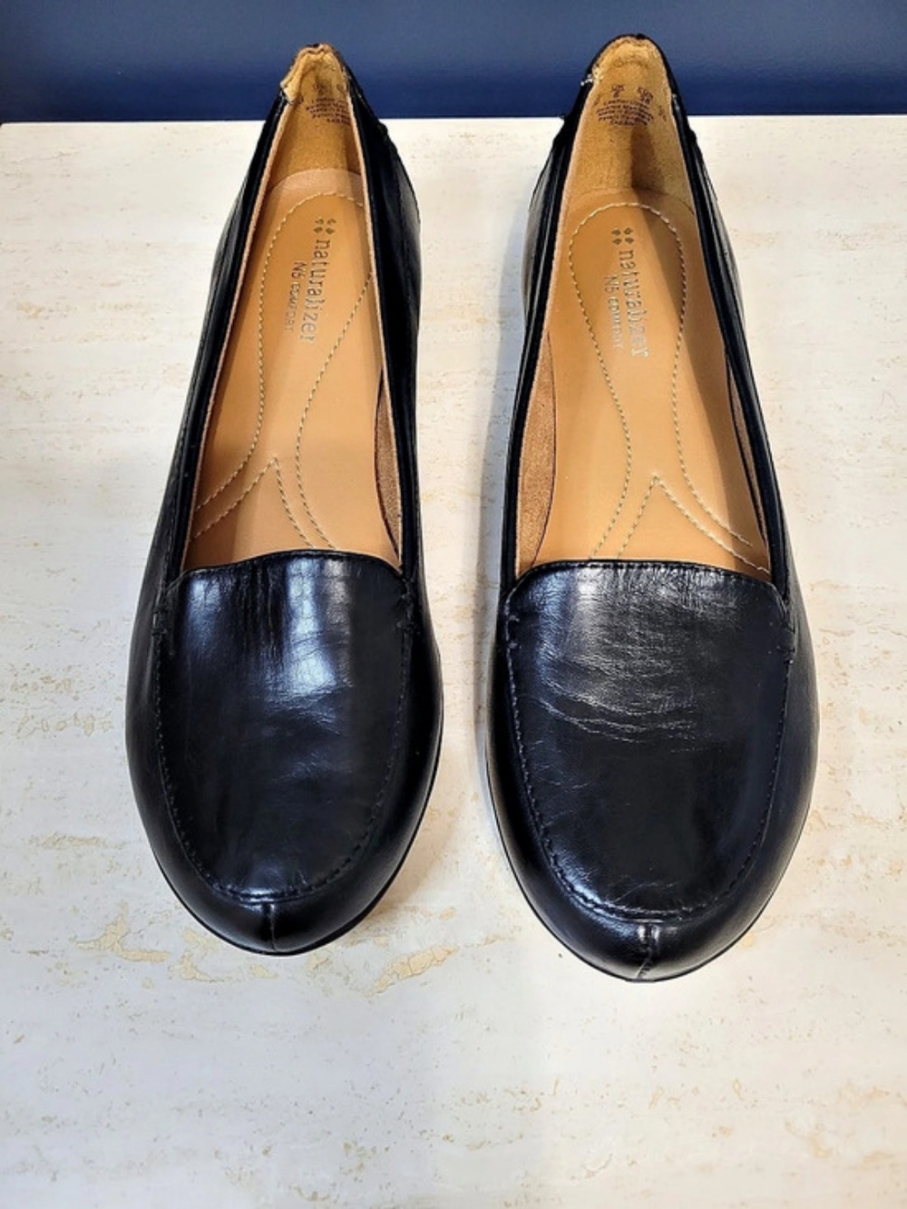 Naturalizer Saban Black Leather Comfort Loafer Flats Size 8M Excellent Condition